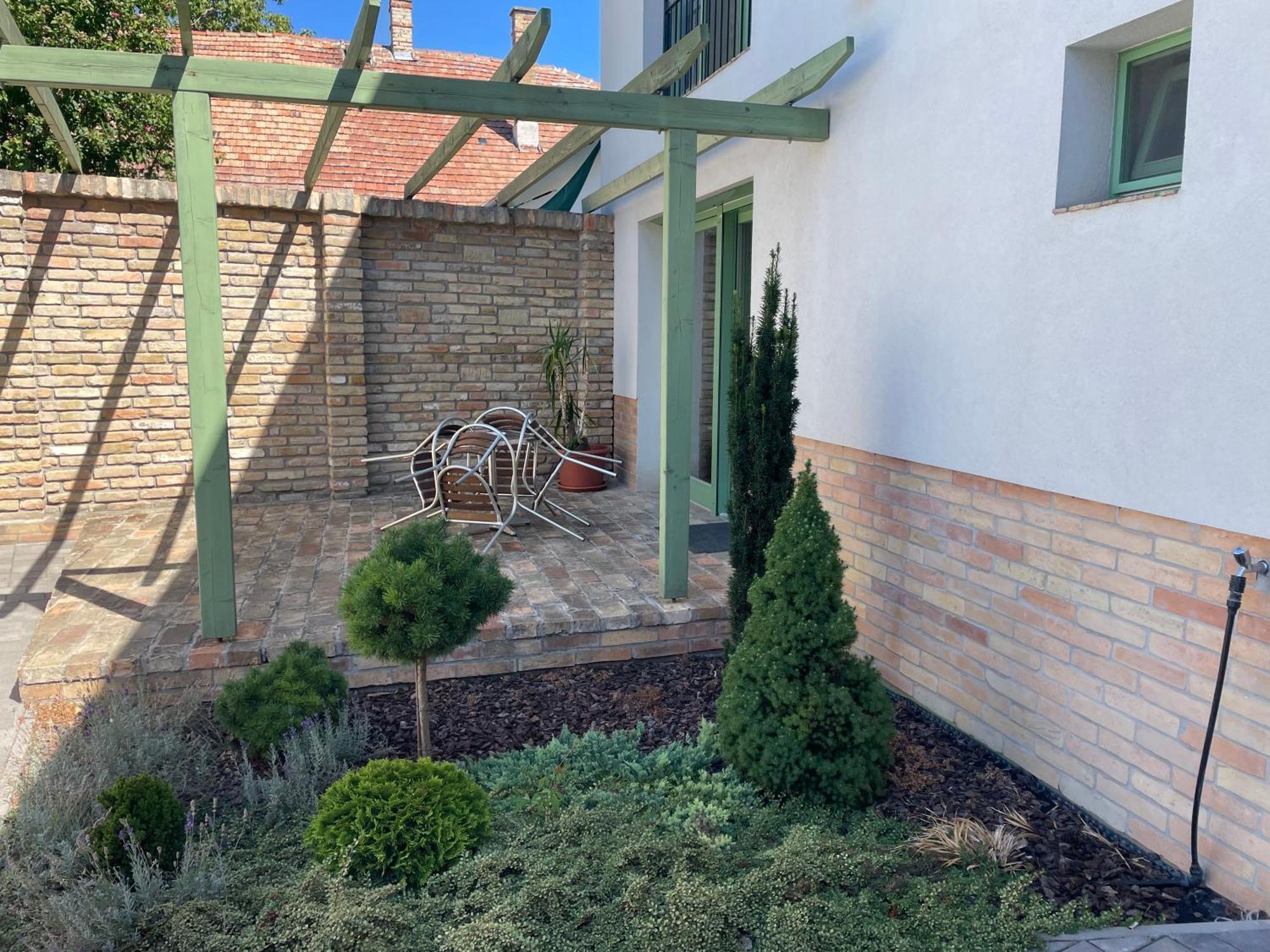 Dunafoldvar Jokai Apartman מראה חיצוני תמונה